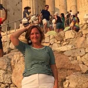 Meet your Posher, Michele